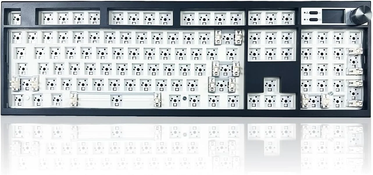 GMK104